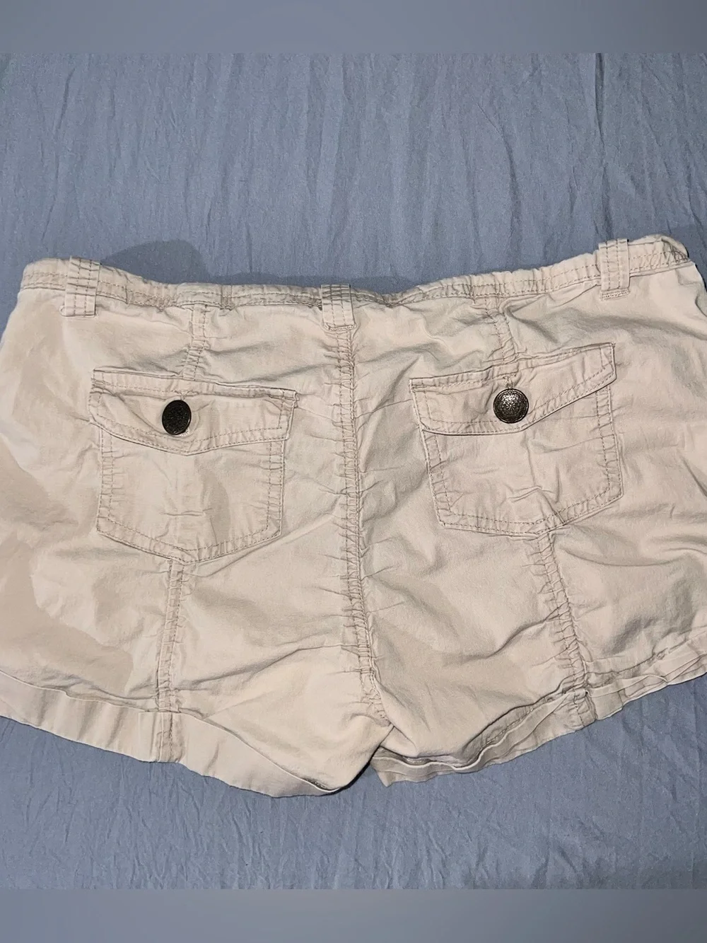 Y2K low rise khaki shorts size 11 (30” waist)